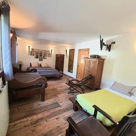 Le Montagnard Hotel