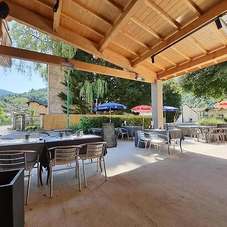 Le Montagnard Hotel